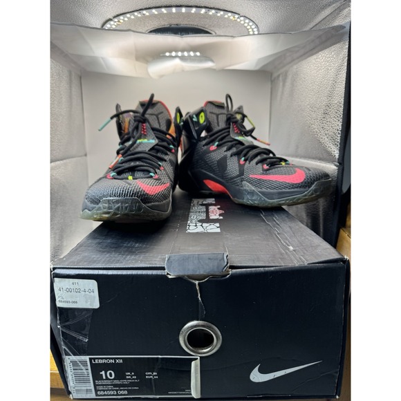 Nike LeBron 12 684593-068 Data Vintage Black Basketball Sneakers Men's Sz 10 US - Picture 15 of 15